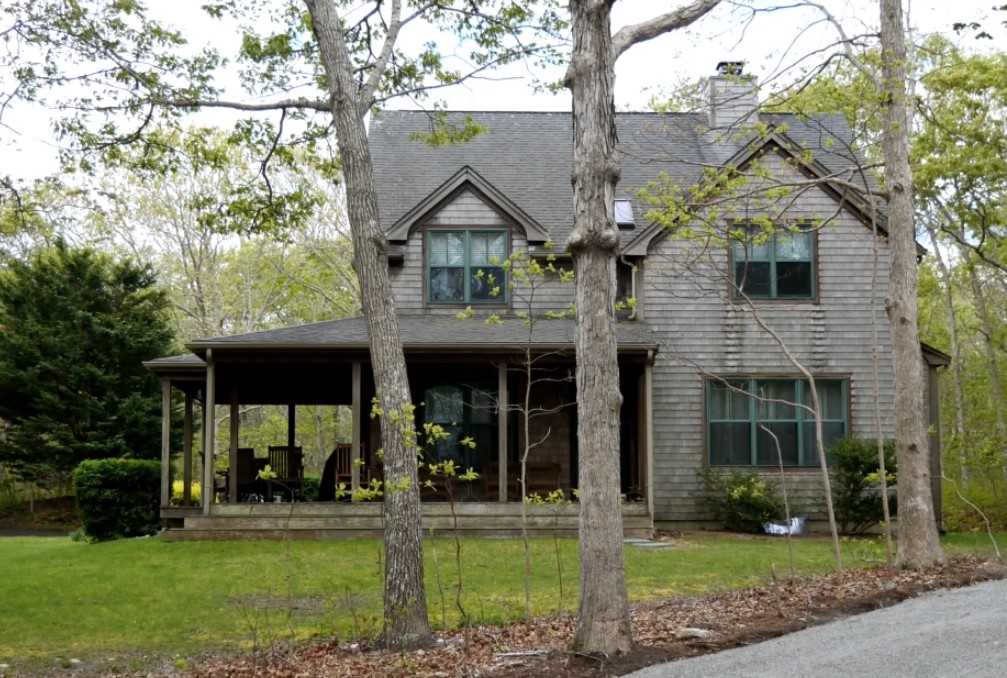 Makonikey house front view